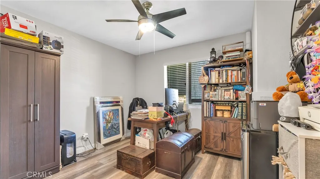 26971 Flo Ln, Canyon Country, California 91351 home-pic-22